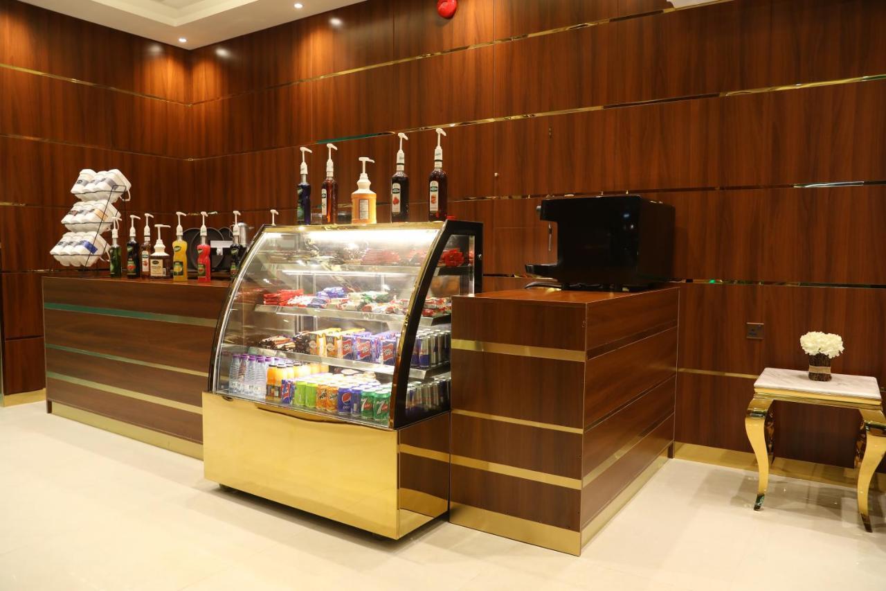 Golden Rest Hotel Эль-Хубар Экстерьер фото