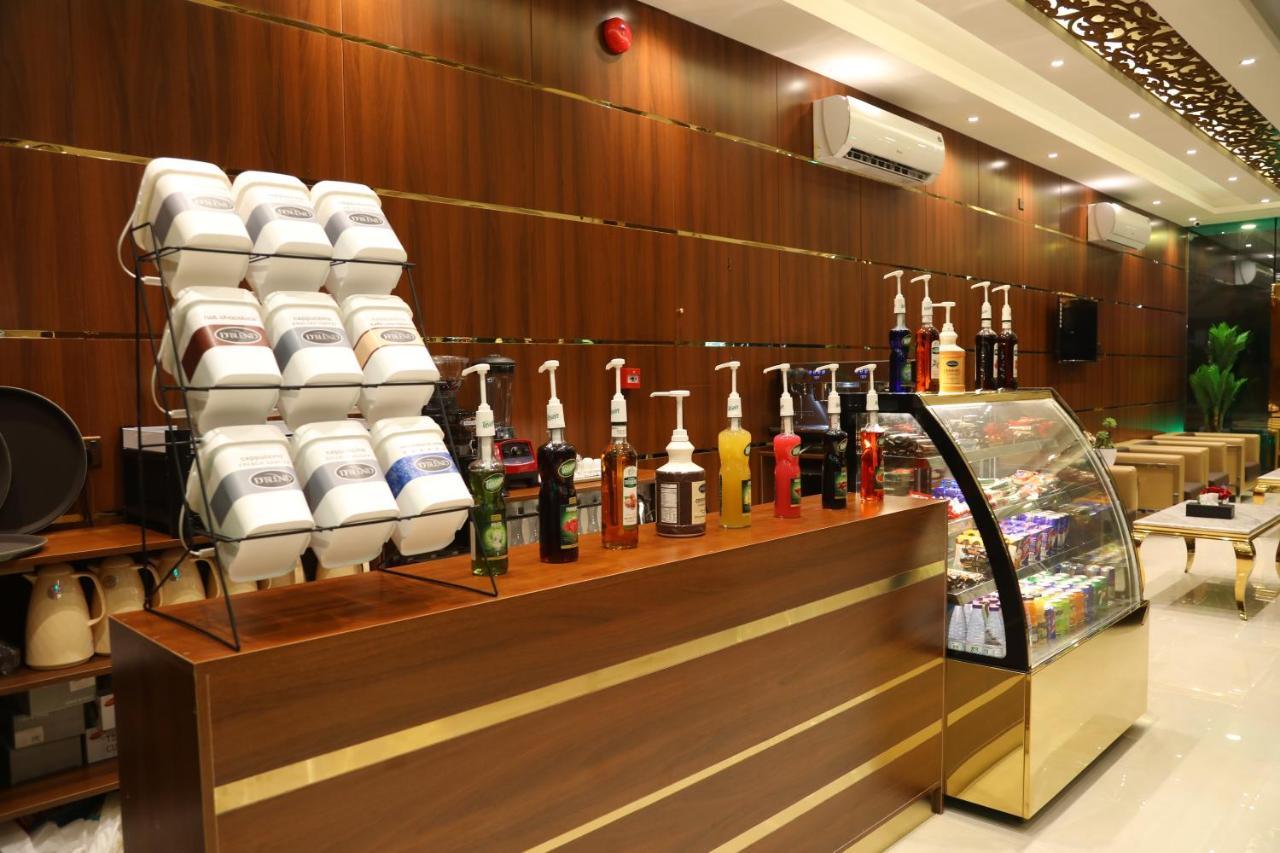 Golden Rest Hotel Эль-Хубар Экстерьер фото
